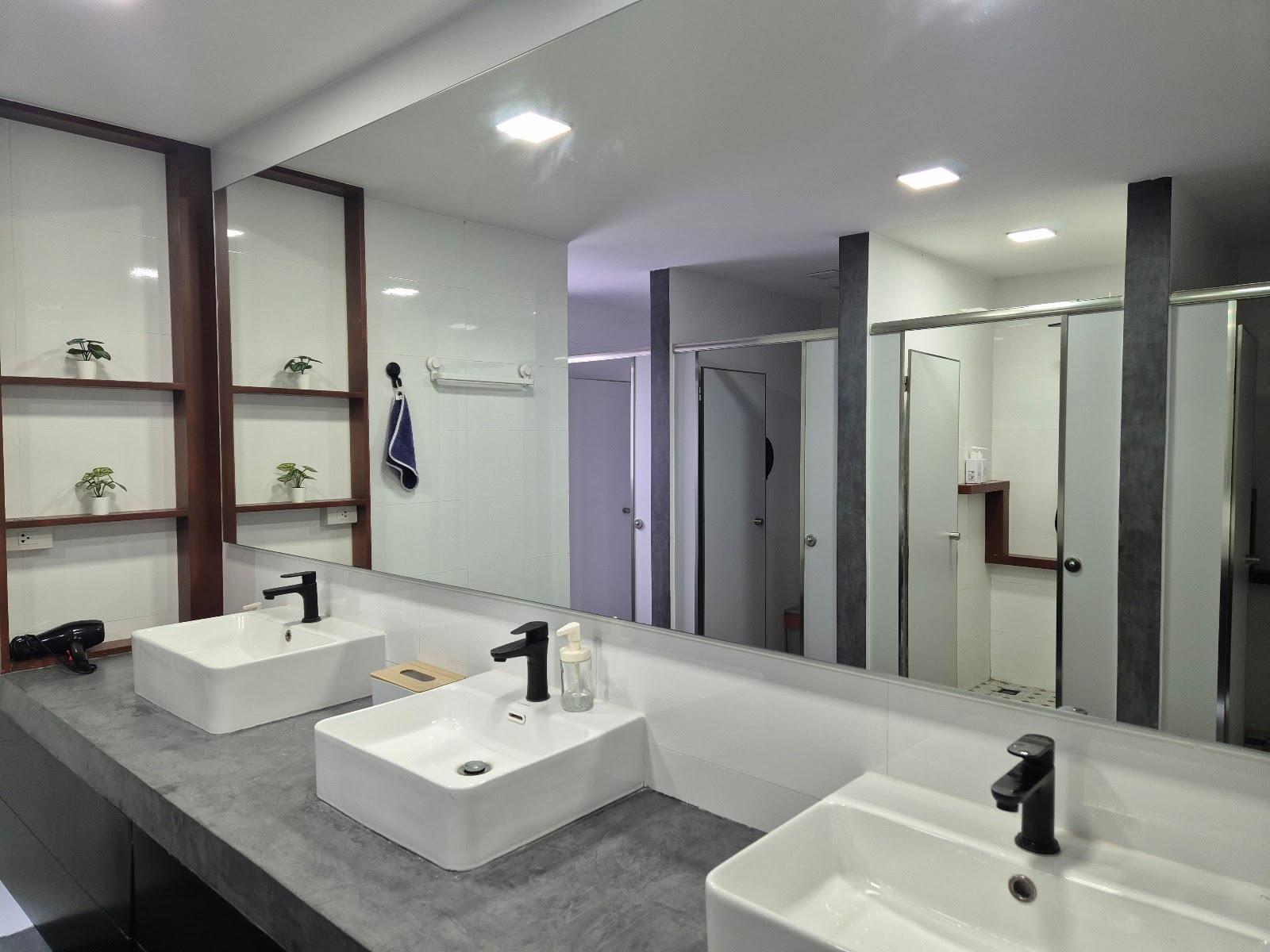 Lafami Hostel – photo 4