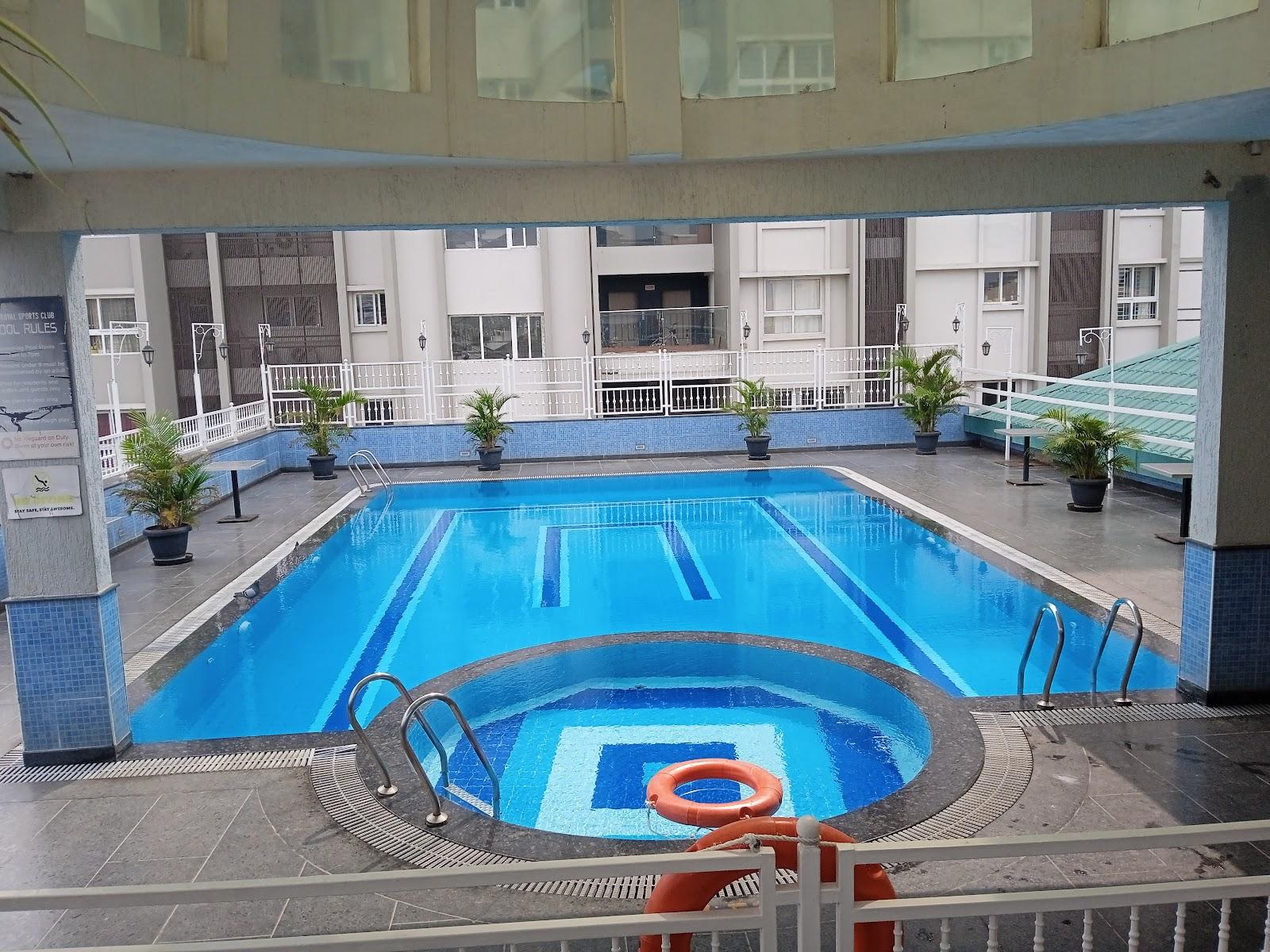 City Lake Hotel – photo 4