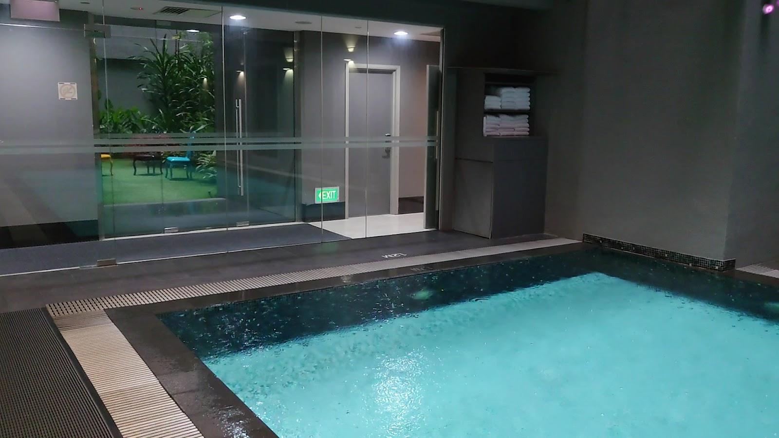 V Hotel Bencoolen – photo 2