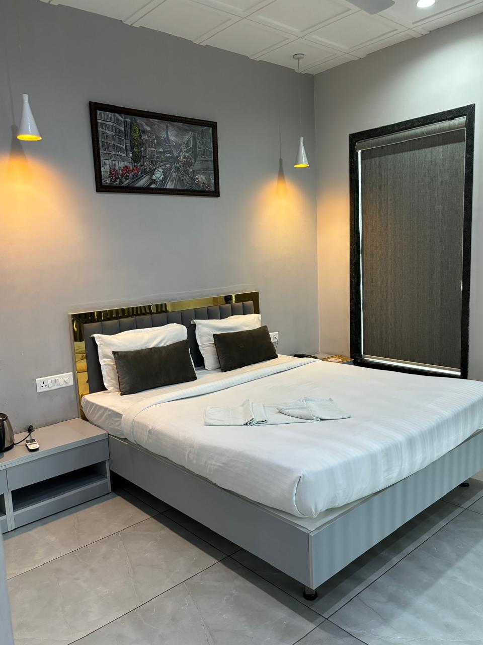 Hotel Saffron – photo 4