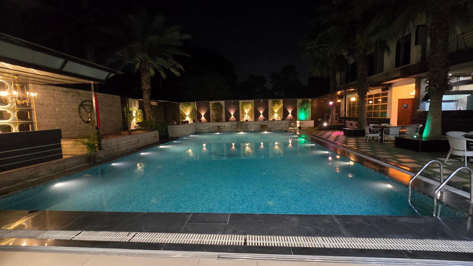 Hotel Escala – photo 4
