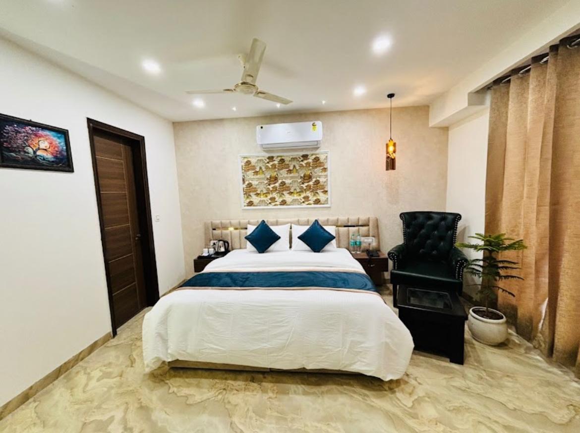 Hotel chandigarh heights – photo 3