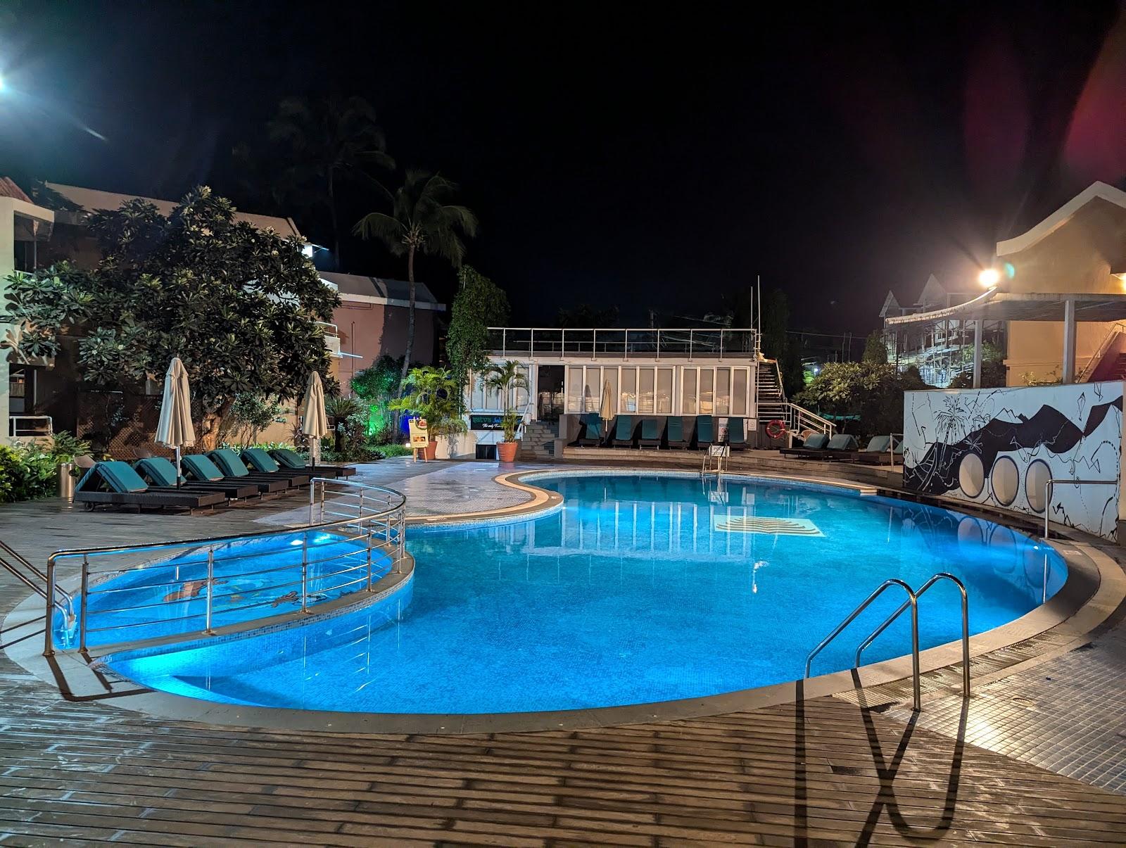 Whispering Palms Beach Resort – photo 4