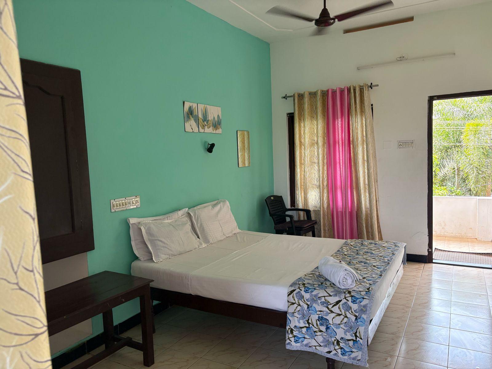 EAST WEST RESORTS – photo 3