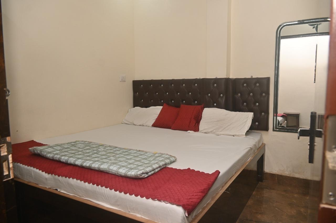 Jai Radhe Krishan Residency – photo 4