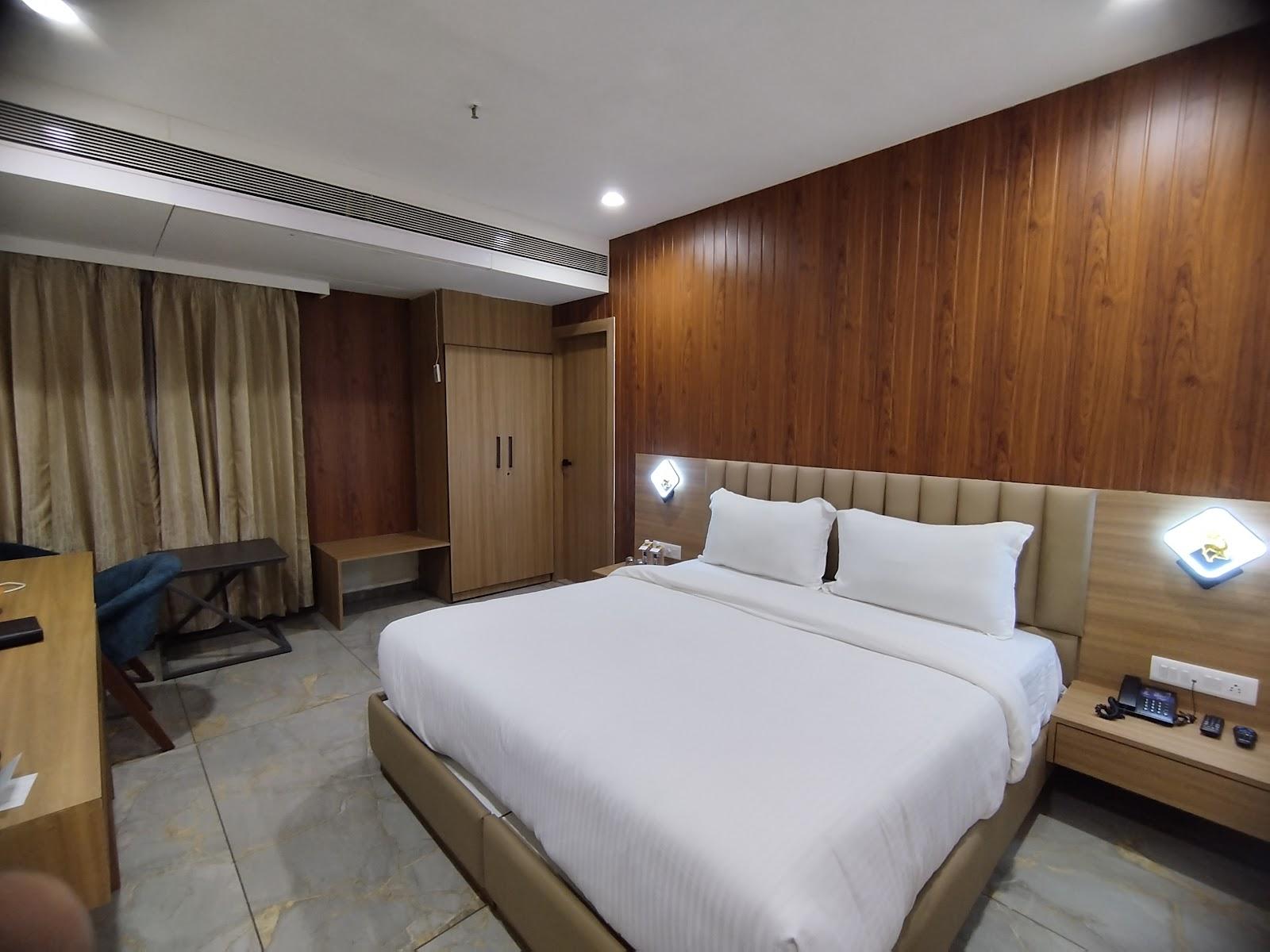 Comfort Inn Sapphire Chandkheda Ahmedabad – photo 2