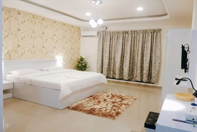 R K Inn Premium Suites – photo 3