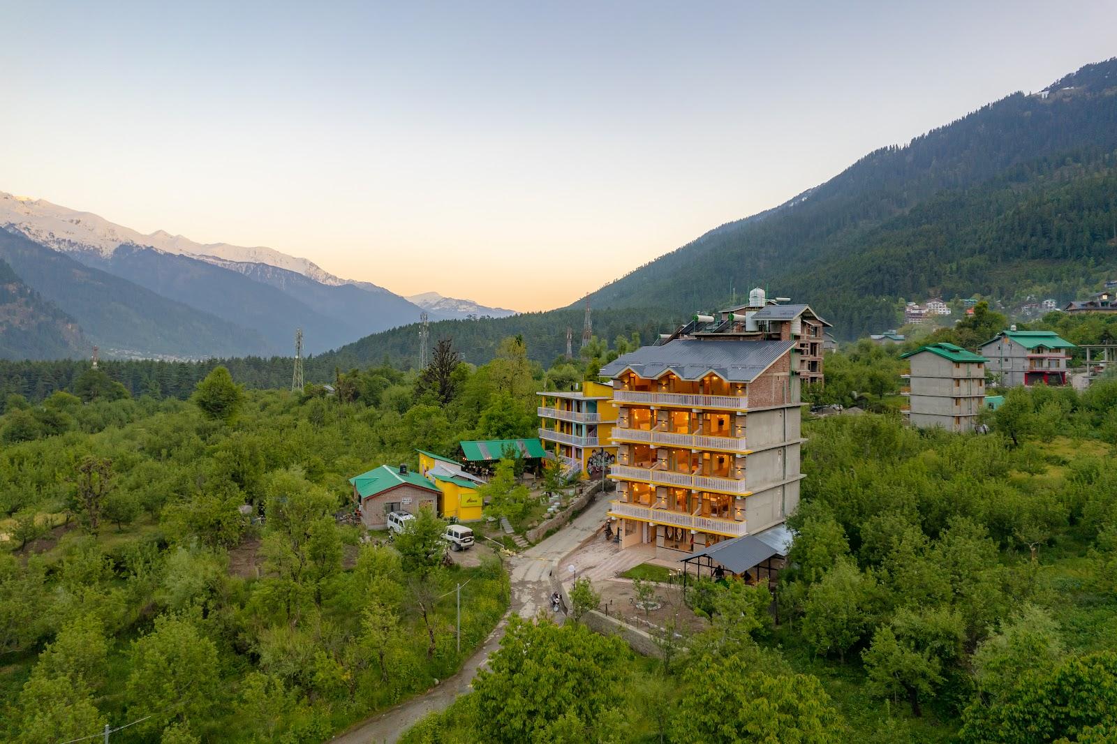 The Social Stays Manali – photo 1