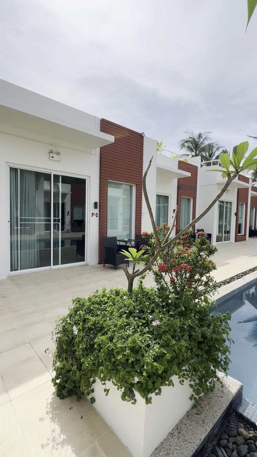 The Beach Village Resort – photo 2