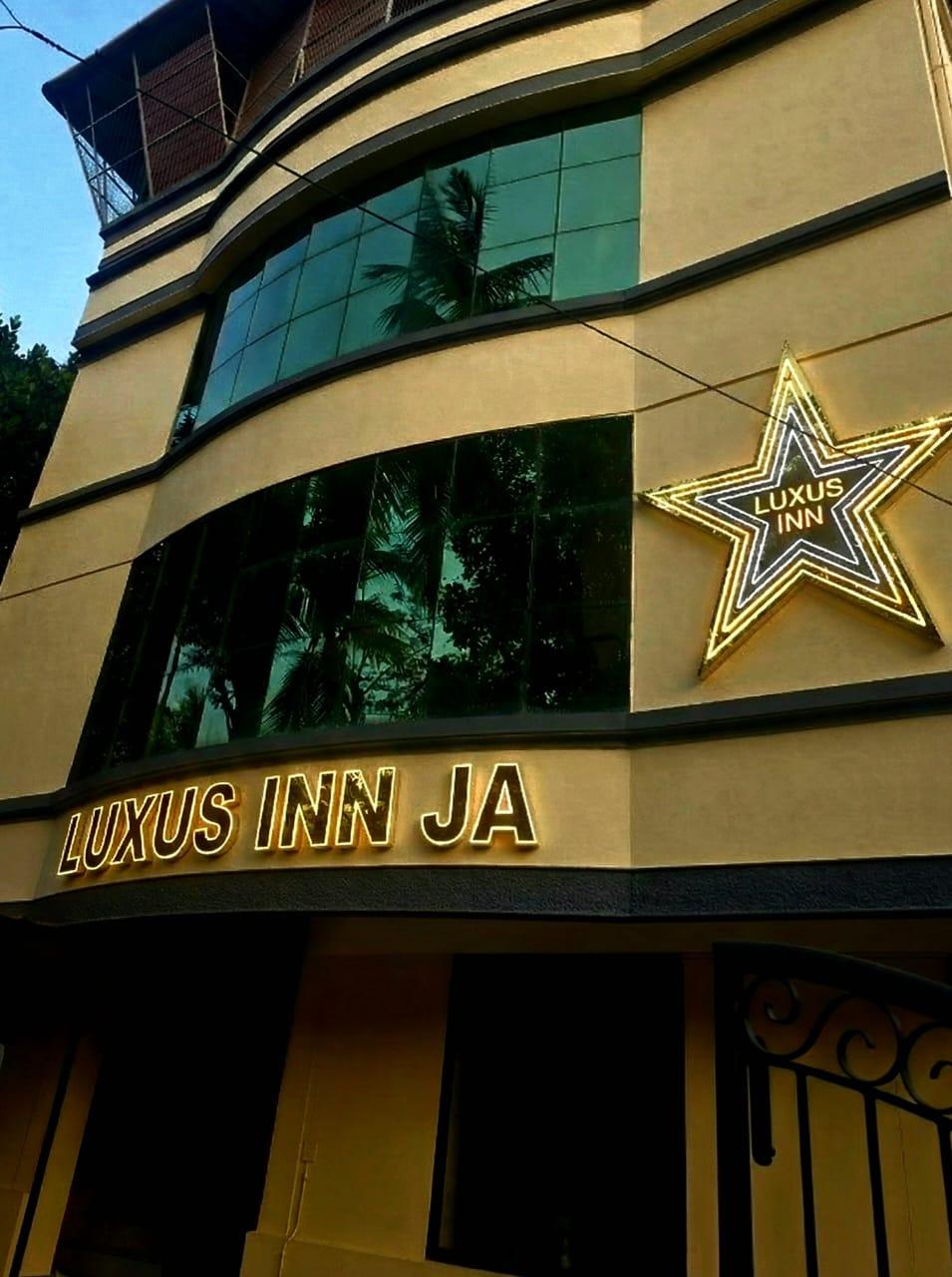LUXUS INN JA – photo 1
