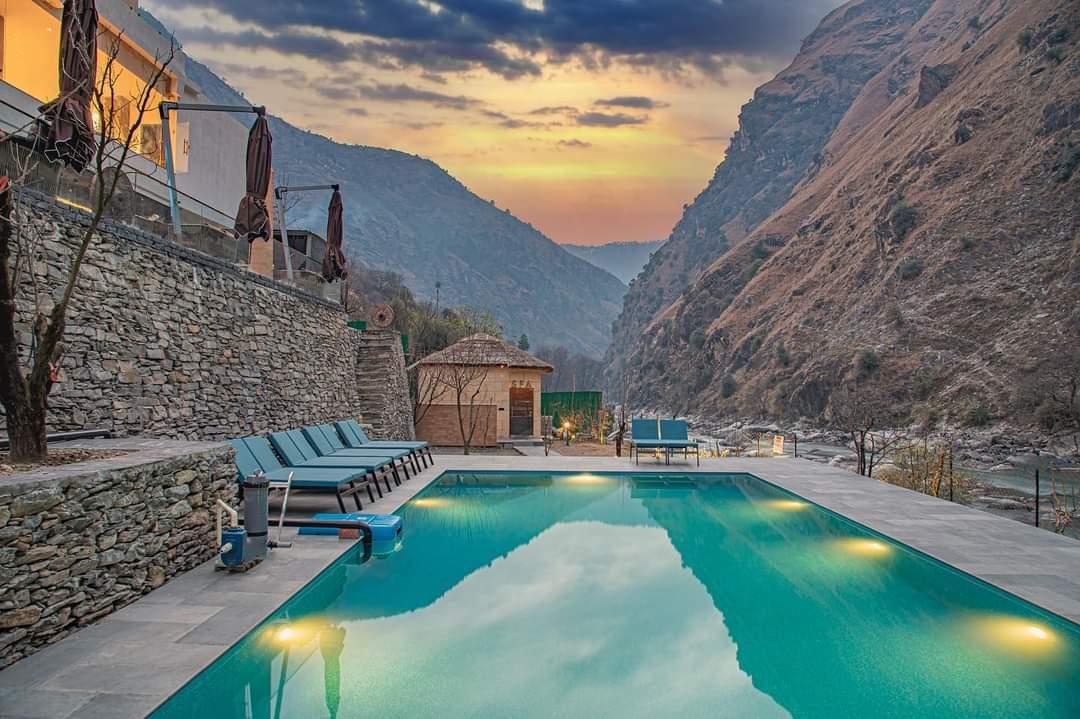 Echor Palm Bliss Riverside Resort & Spa Kasol | Bar & Lounge – photo 4