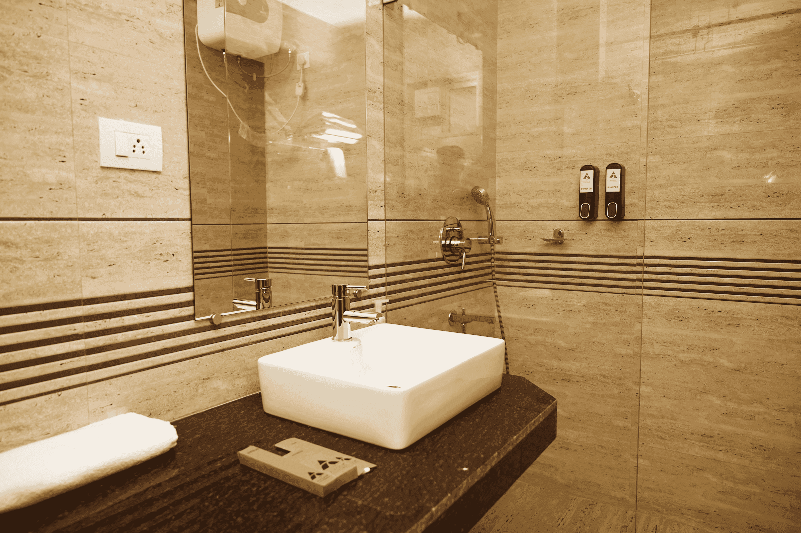 Hotel The Avoir, Asansol – photo 4