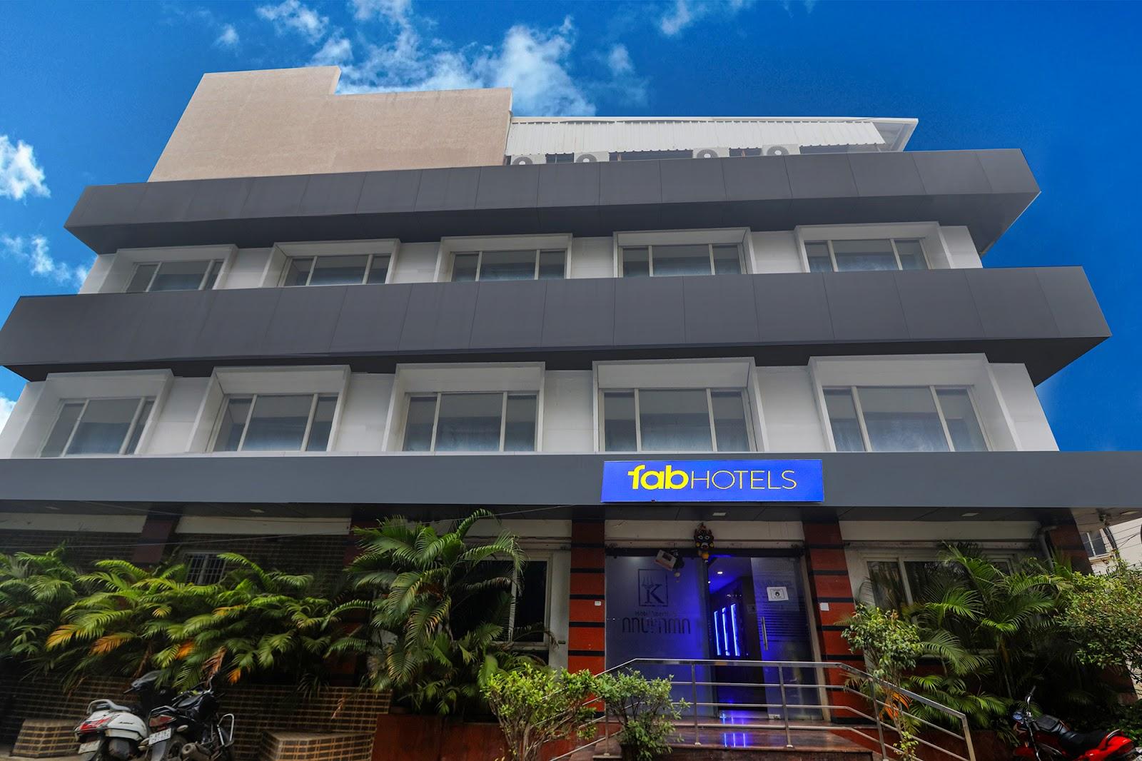 FabHotel Keerthi's Anupama - Hotel in Governor Peta, Vijayawada – photo 1