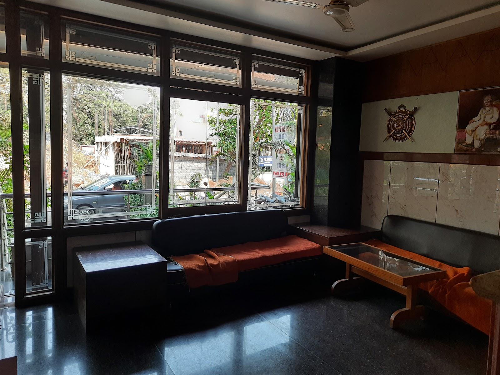 Townhouse Dharwad New Bus Terminal – photo 1