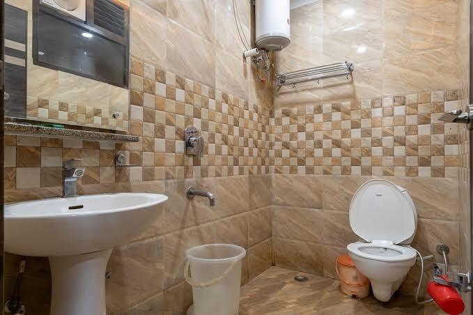 Hotel Manas Continental – photo 4