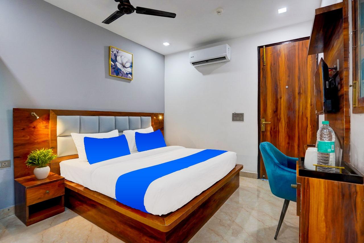 Status By Hotel The Emporio – photo 2