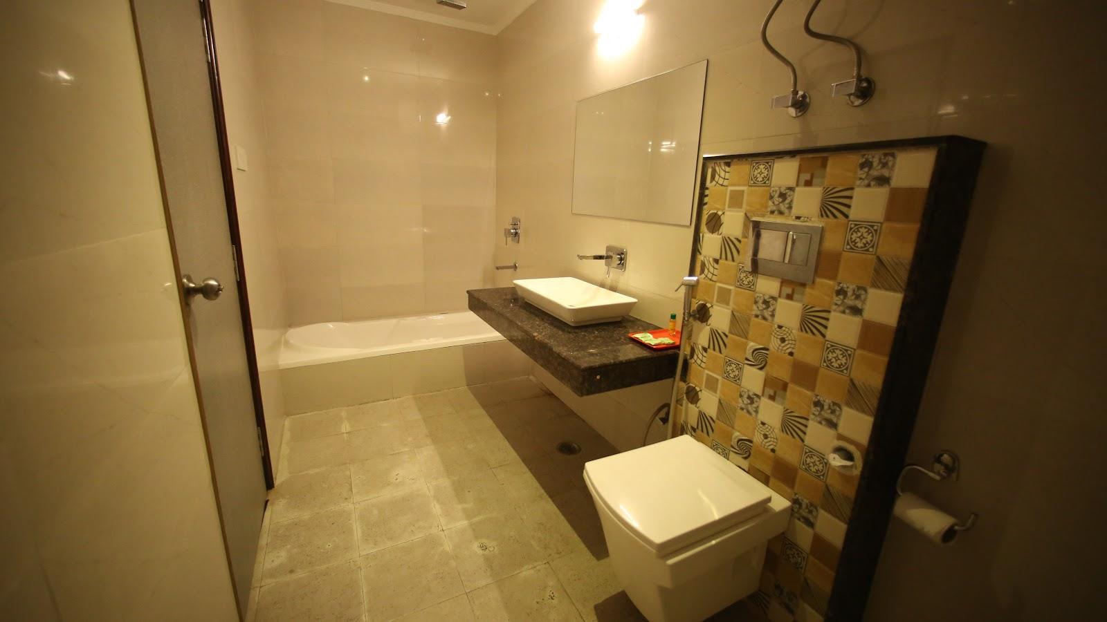 Hotel STAR SUITES Chattarpur – photo 4