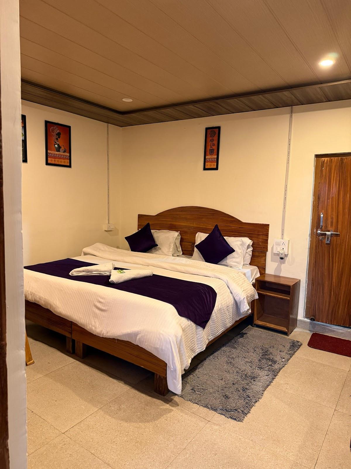 Stay inn Kausani – photo 3