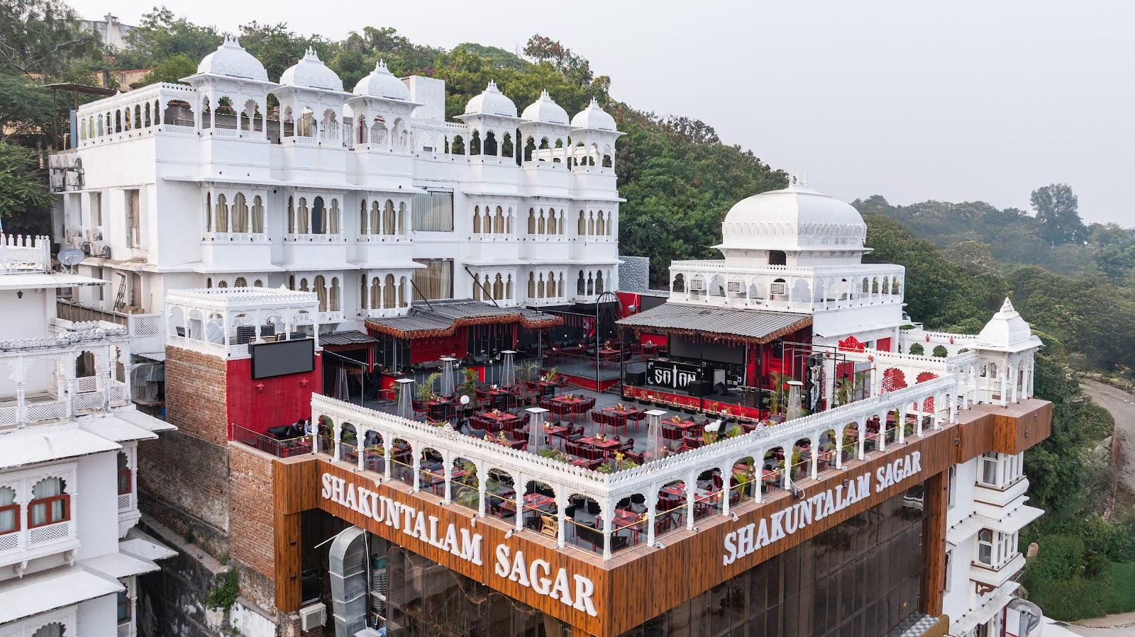 Shakuntalam Hotels – photo 1