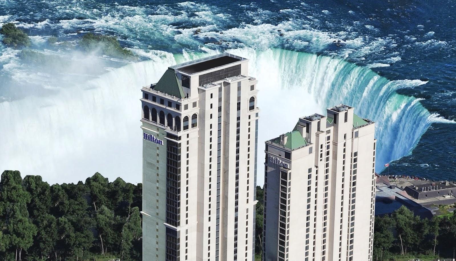Hilton Niagara Falls/Fallsview Hotel & Suites