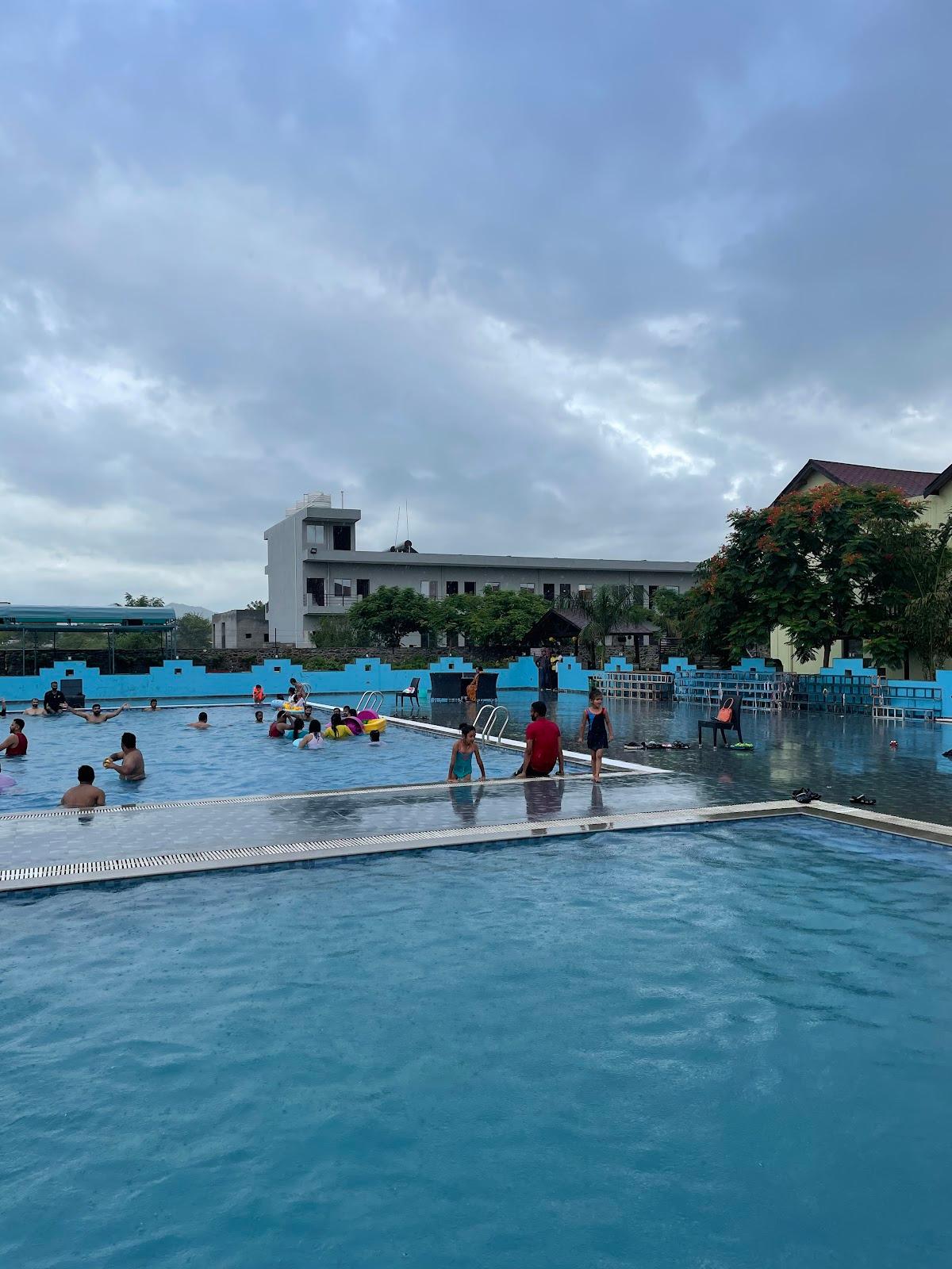 Sun Hotel & Resort – photo 4