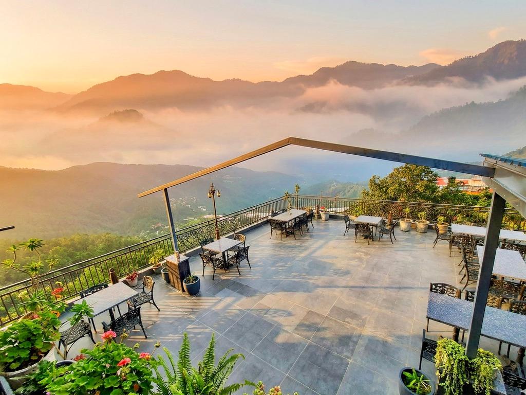 Hotel Chail Residency