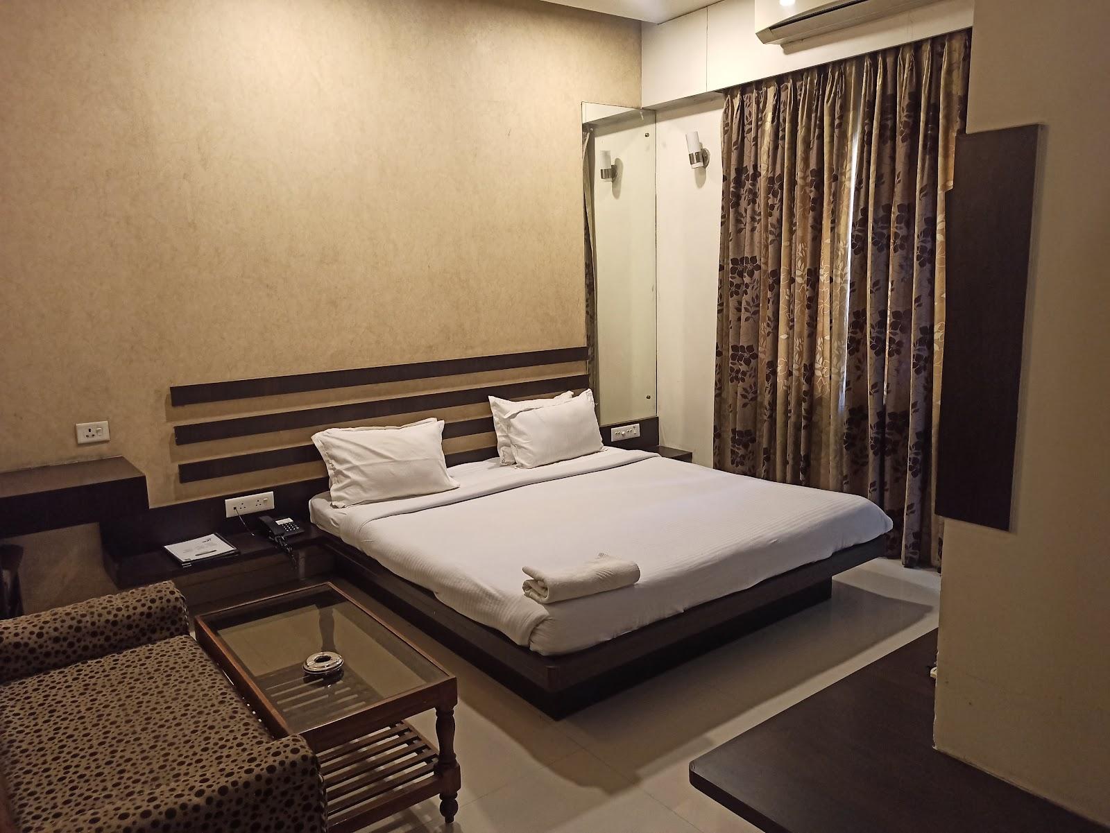 Hotel Aarya Inn – photo 3