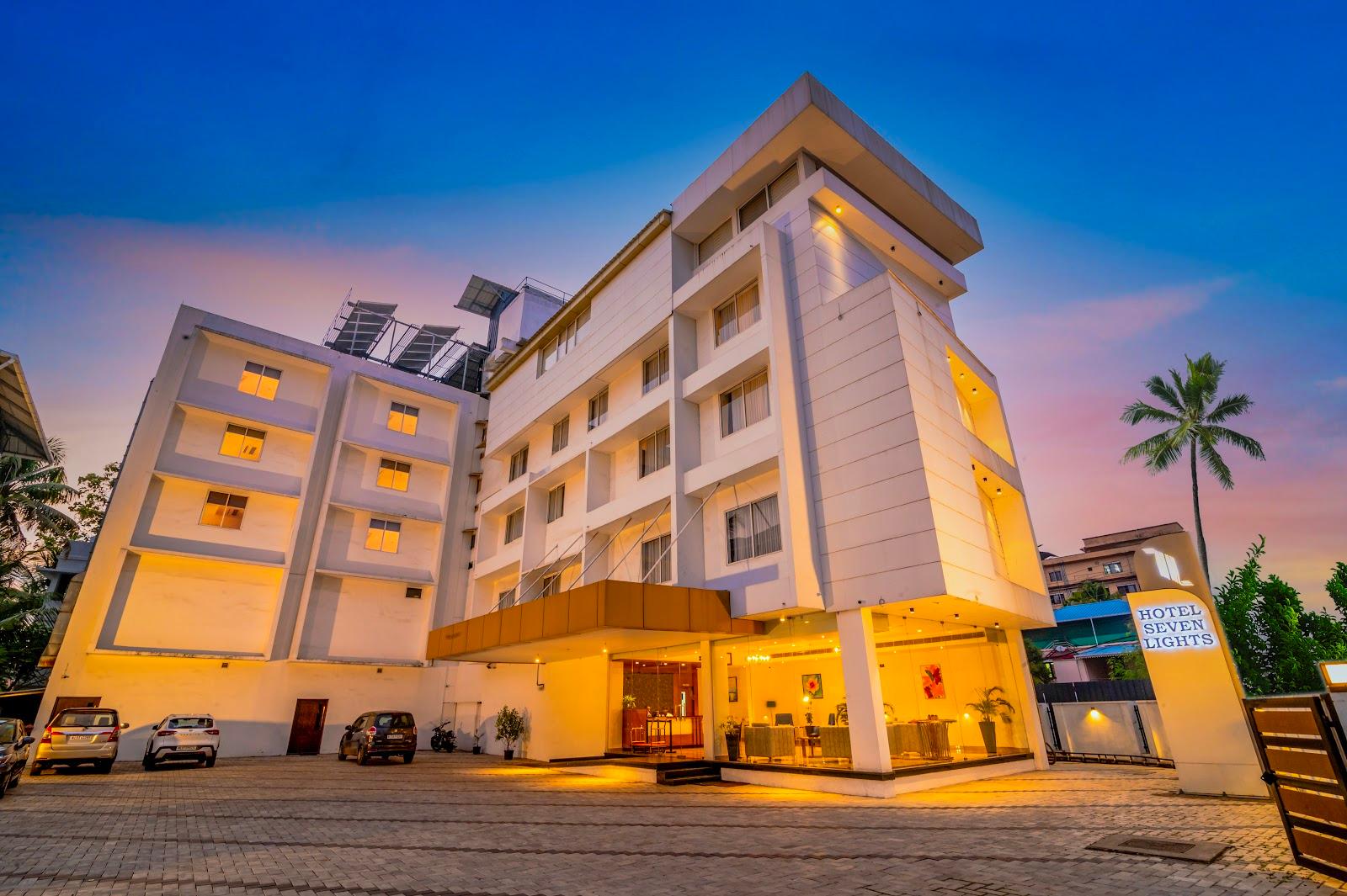 Hotel Seven Lights