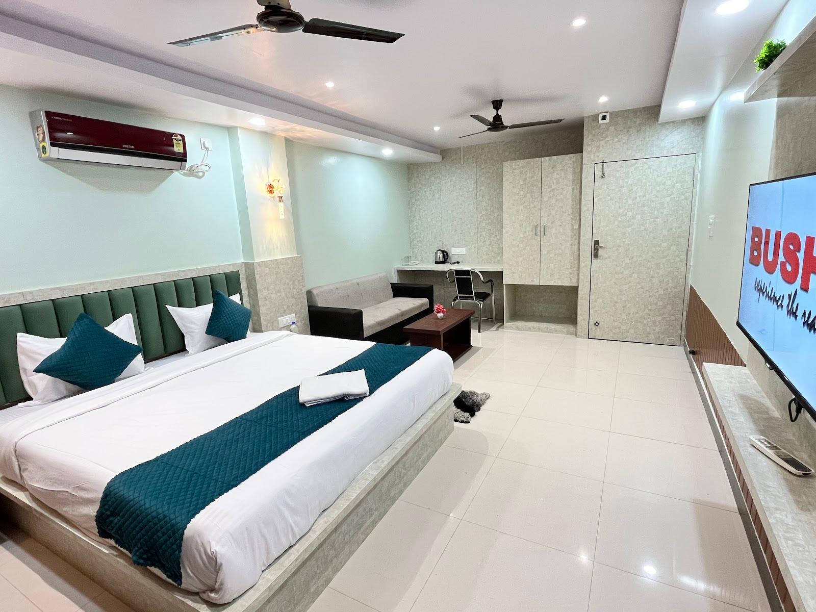 Hotel Soneva Inn – photo 3