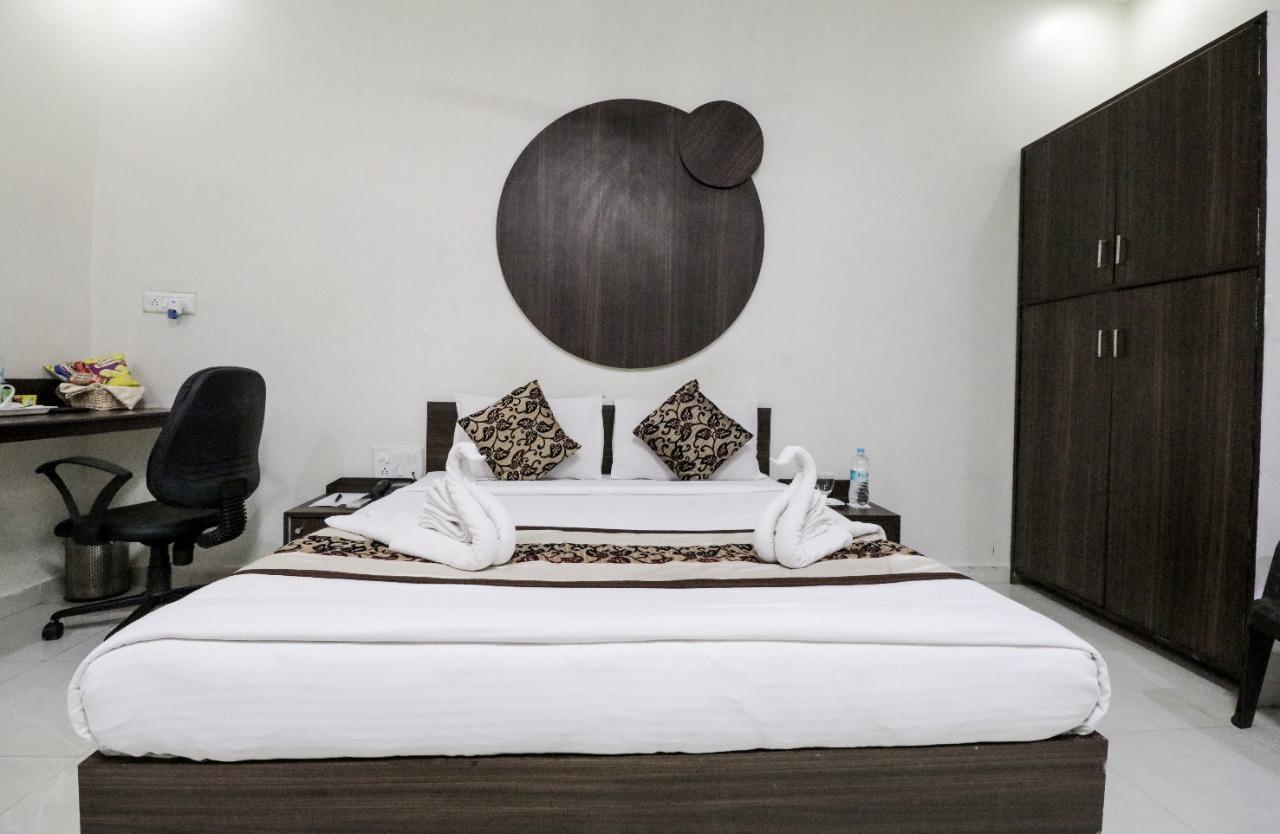 The Arristo Resort & Club – photo 3