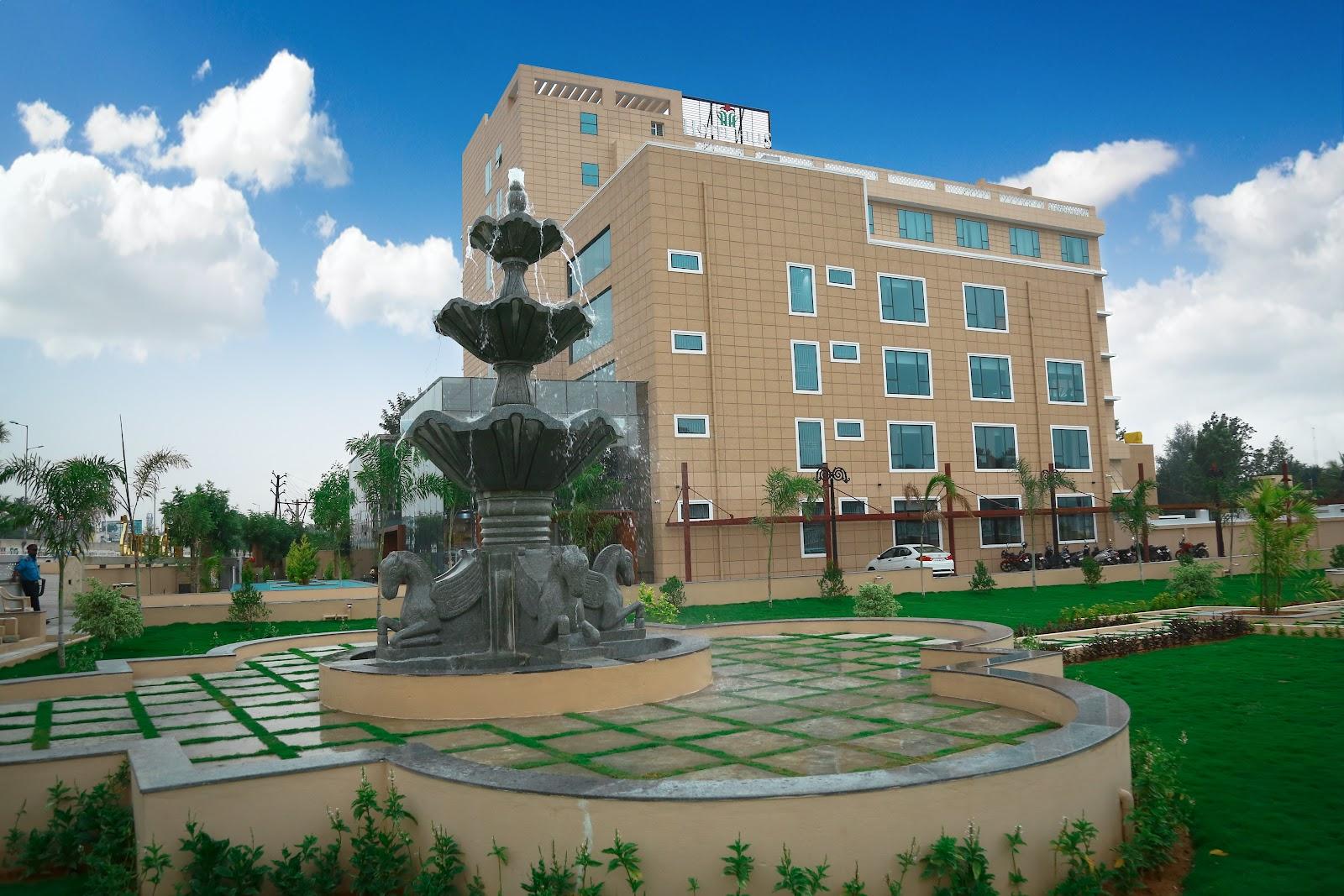 Hotel Hills – photo 1