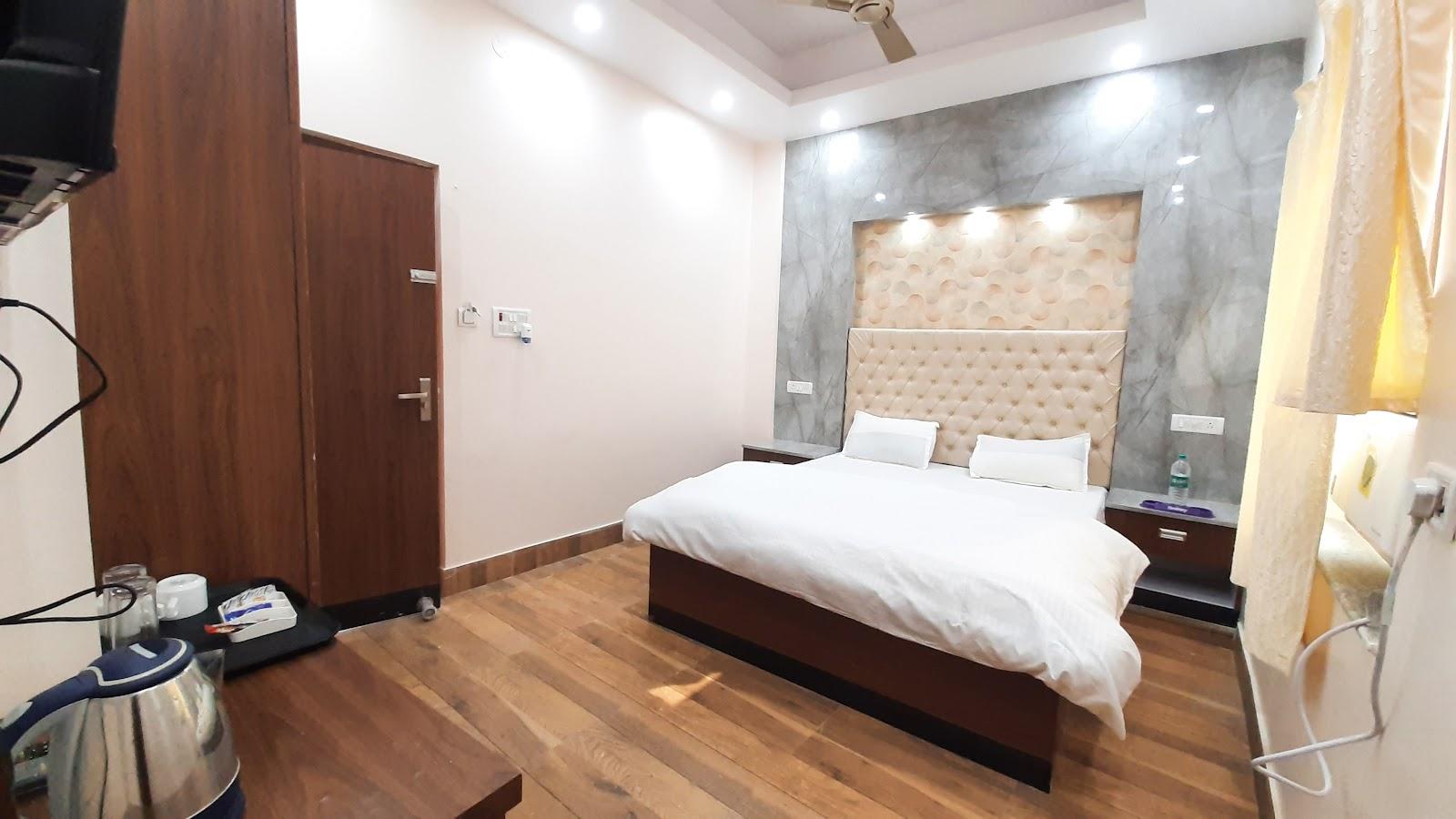 BM7 Hotel Motihari – photo 2
