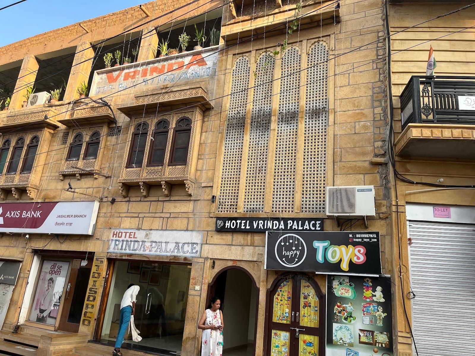 Hotel Vrinda Palace – photo 1