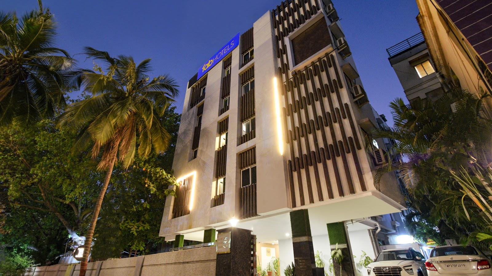 FabHotel The Cinco Primera – photo 1