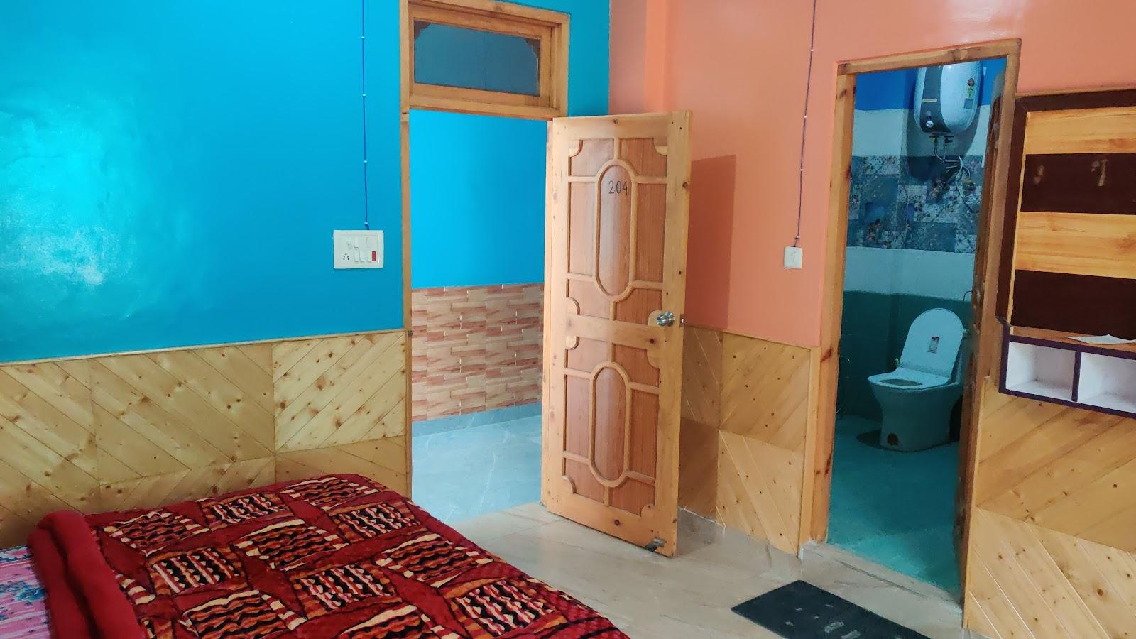 Majestic Mountain Bhaiji Guest House – photo 3
