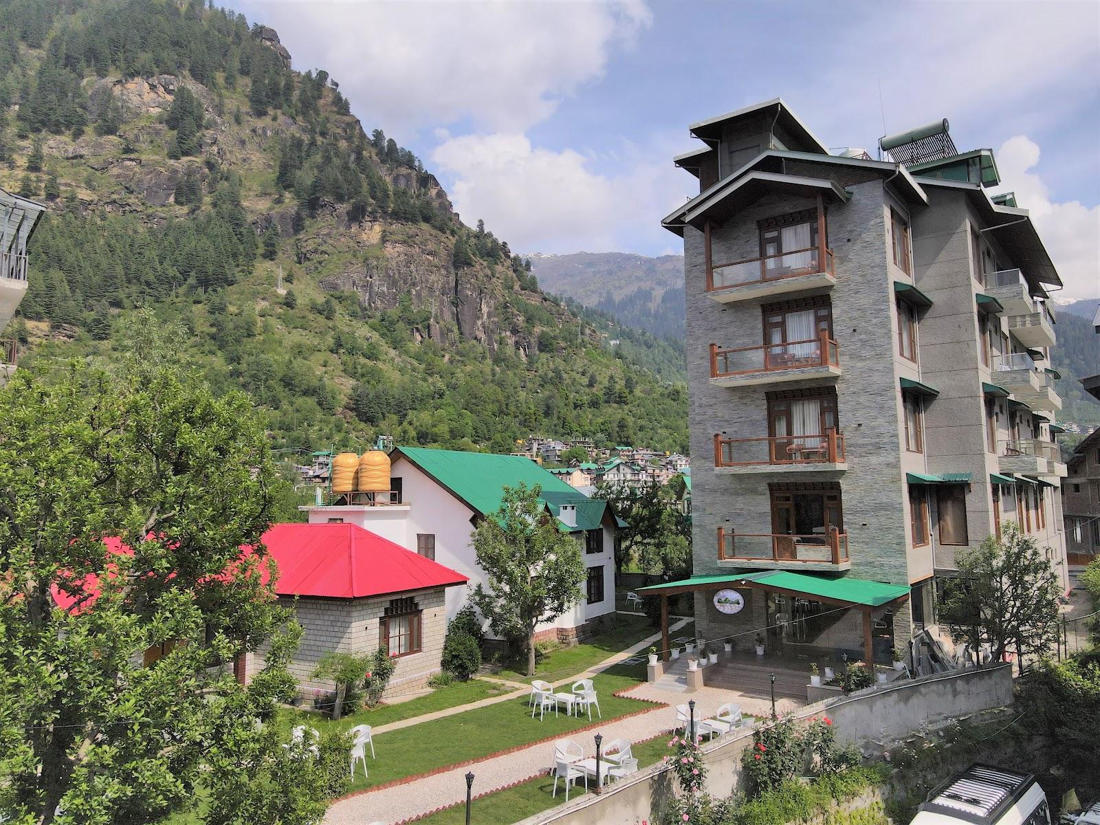 Snow Park Villas & Resort Manali – photo 1