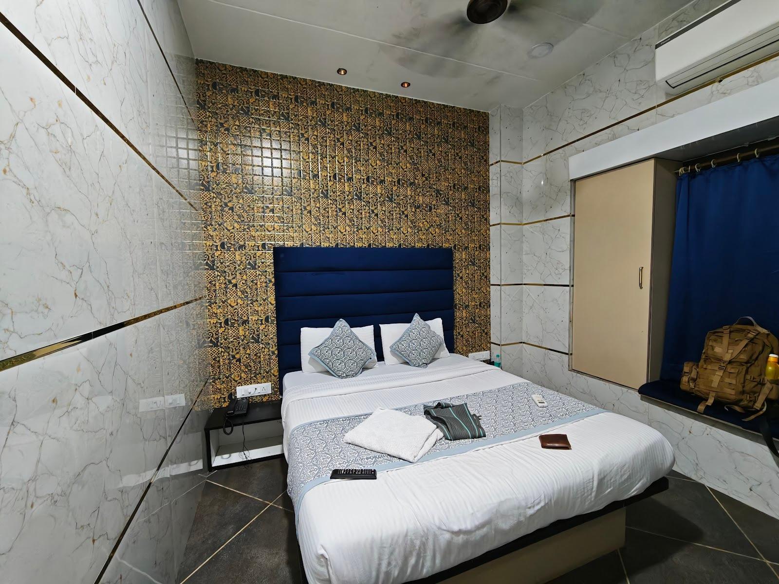 Hotel Lipika Residency – photo 3