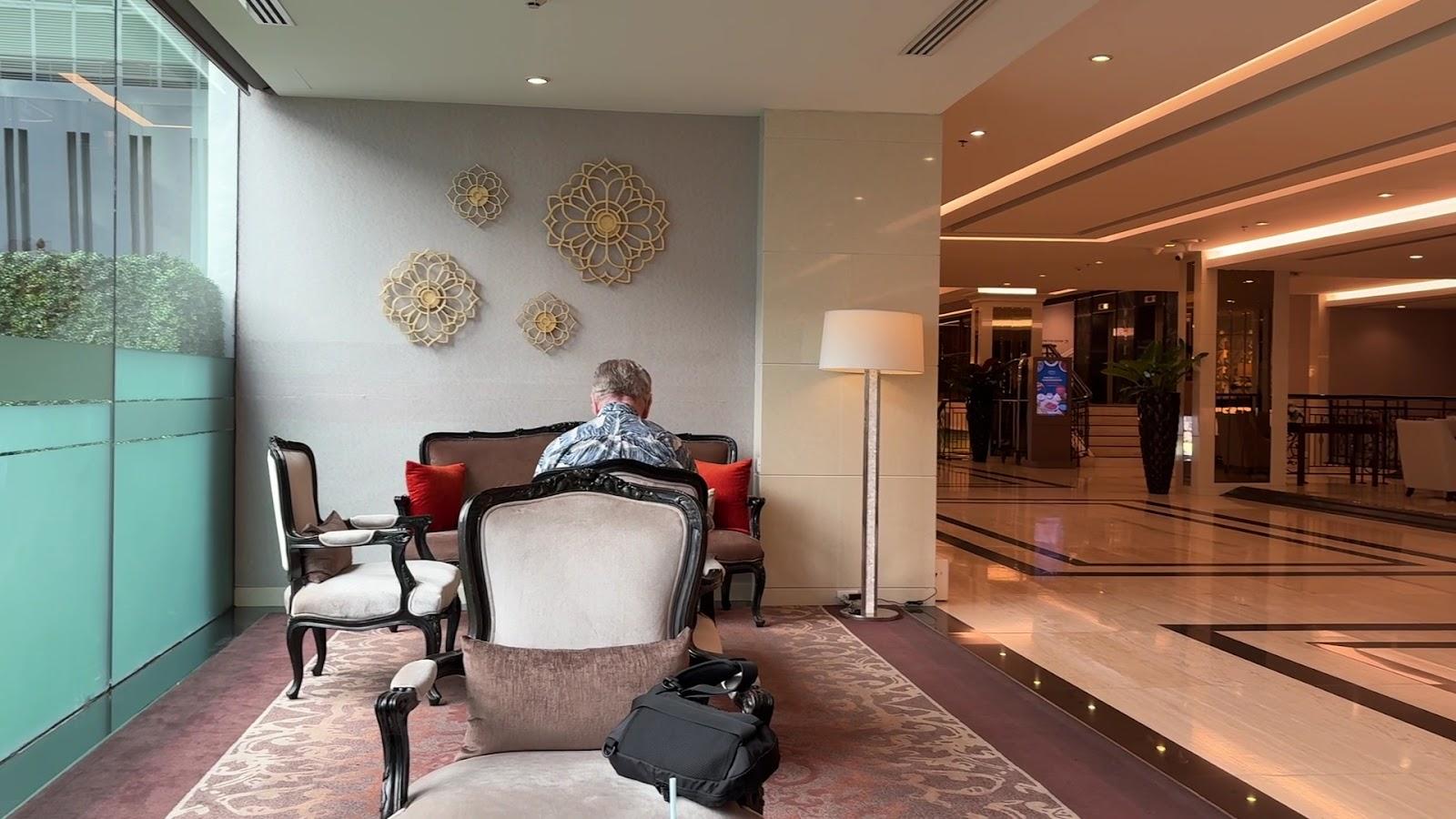 Mandarin Hotel Bangkok, managed by Centre Point – photo 2