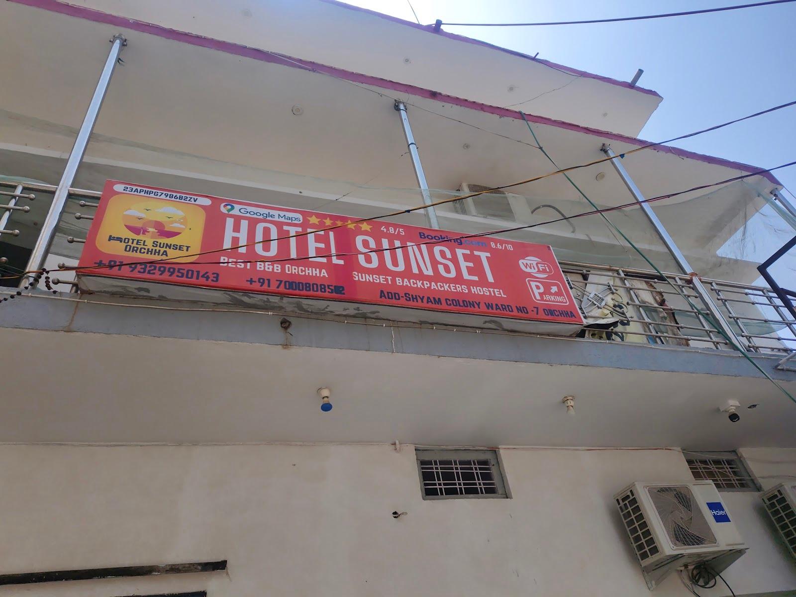 Hotel Sunset
