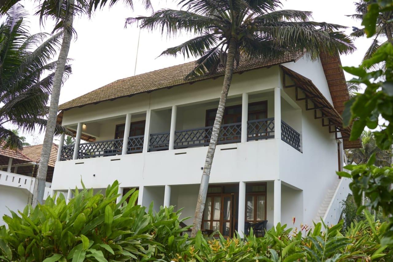 Paraikal Beach Resort – photo 1