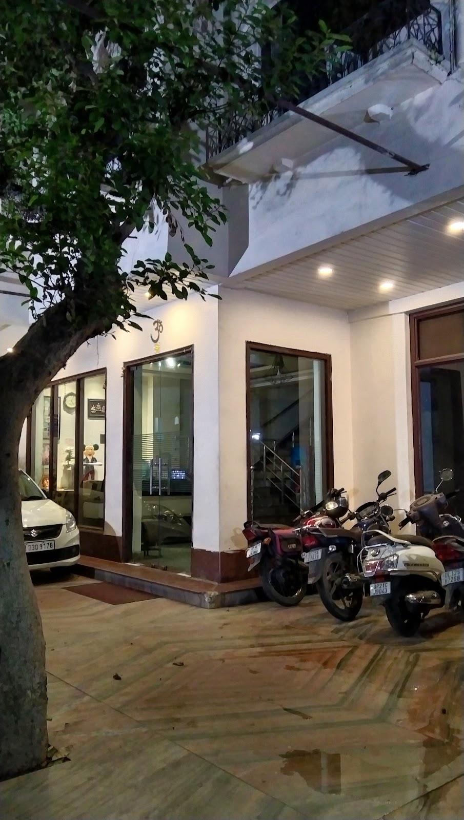 HOTEL REGAL MORADABAD