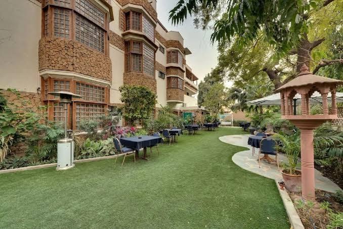 WelcomHeritage Mani Mansion – photo 1