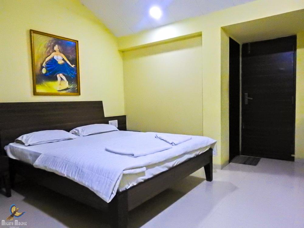 Hotel Shilton Sohil Bar – photo 3