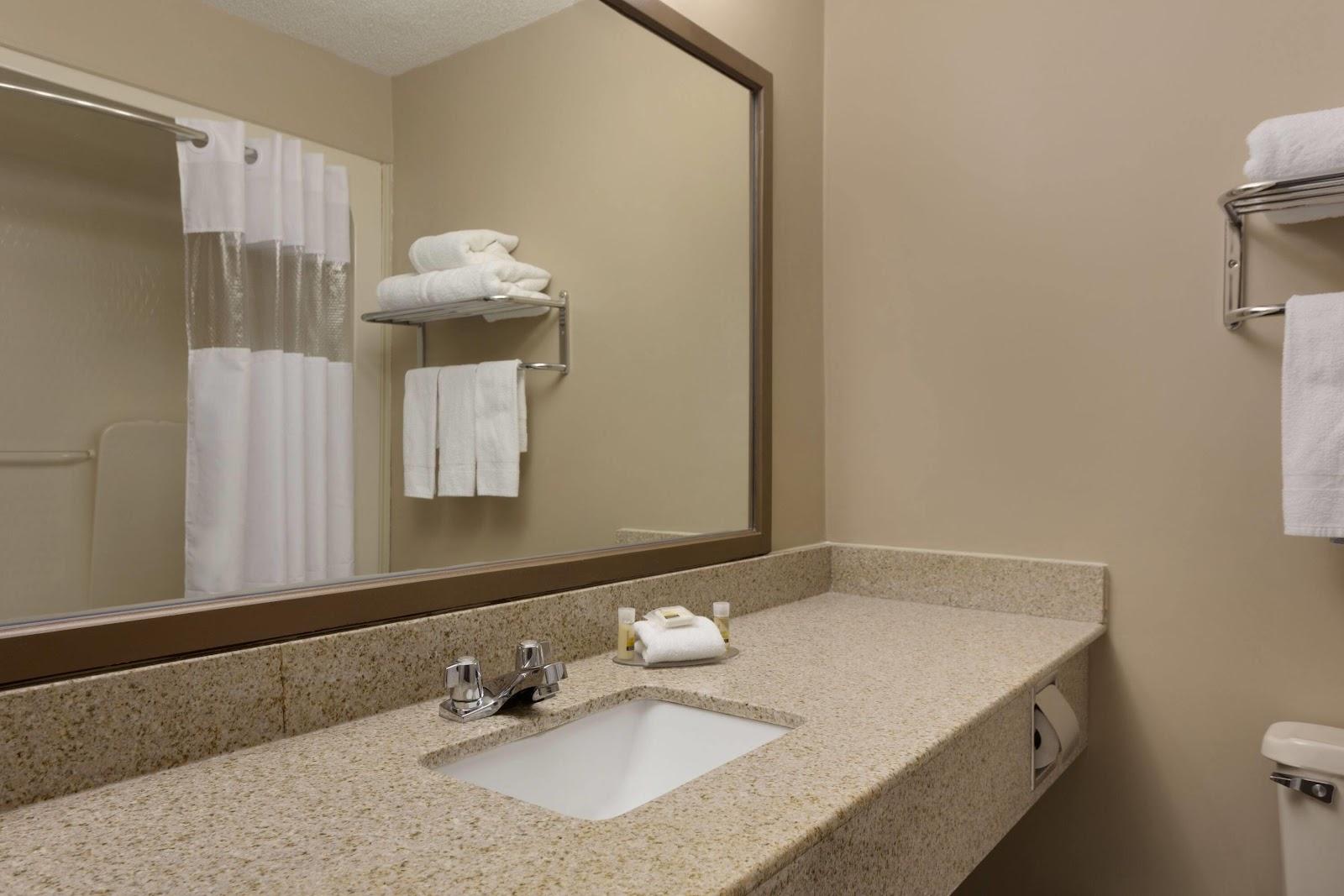 Days Inn by Wyndham Dalhousie – photo 3