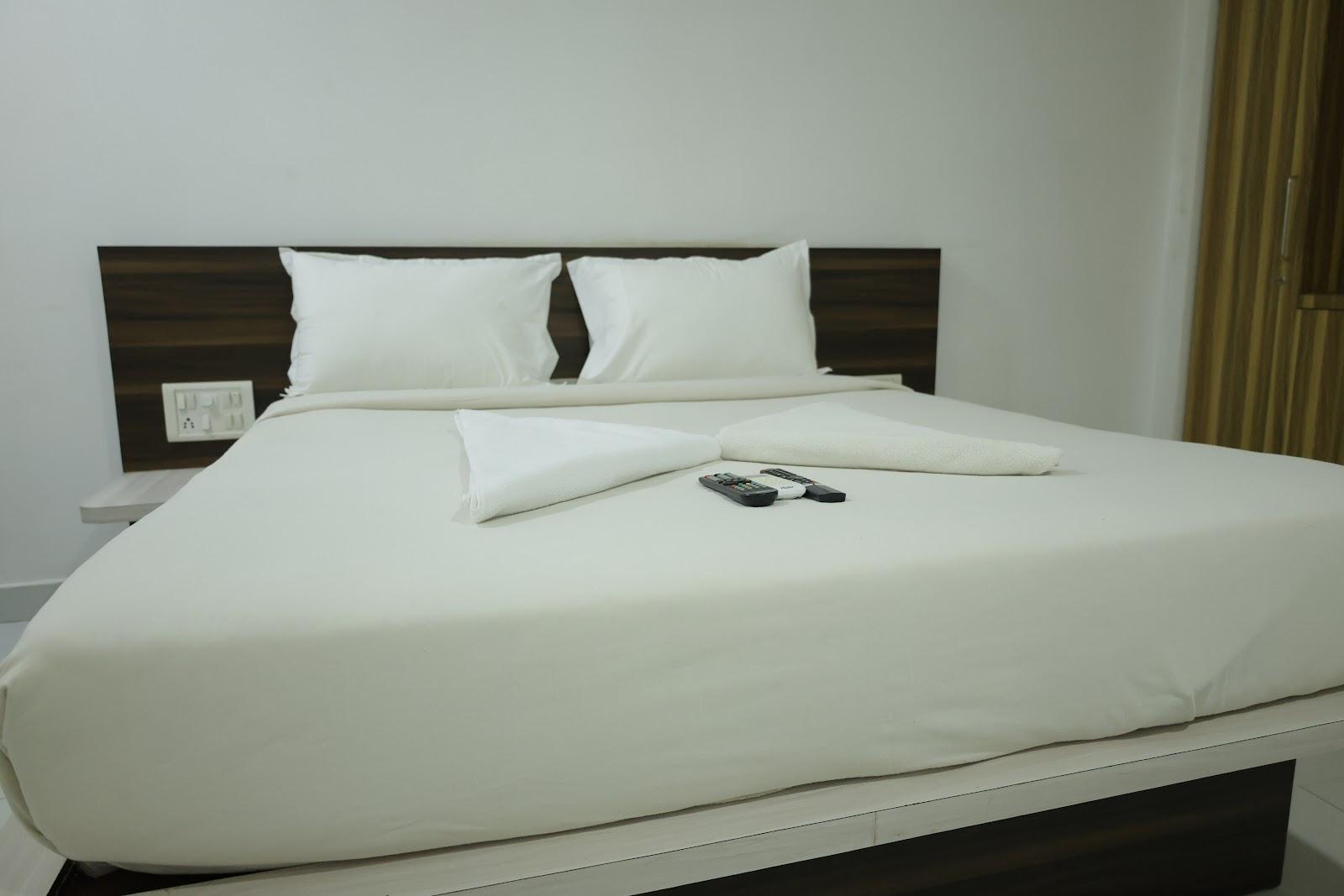 White Stone Premier Inn – photo 4