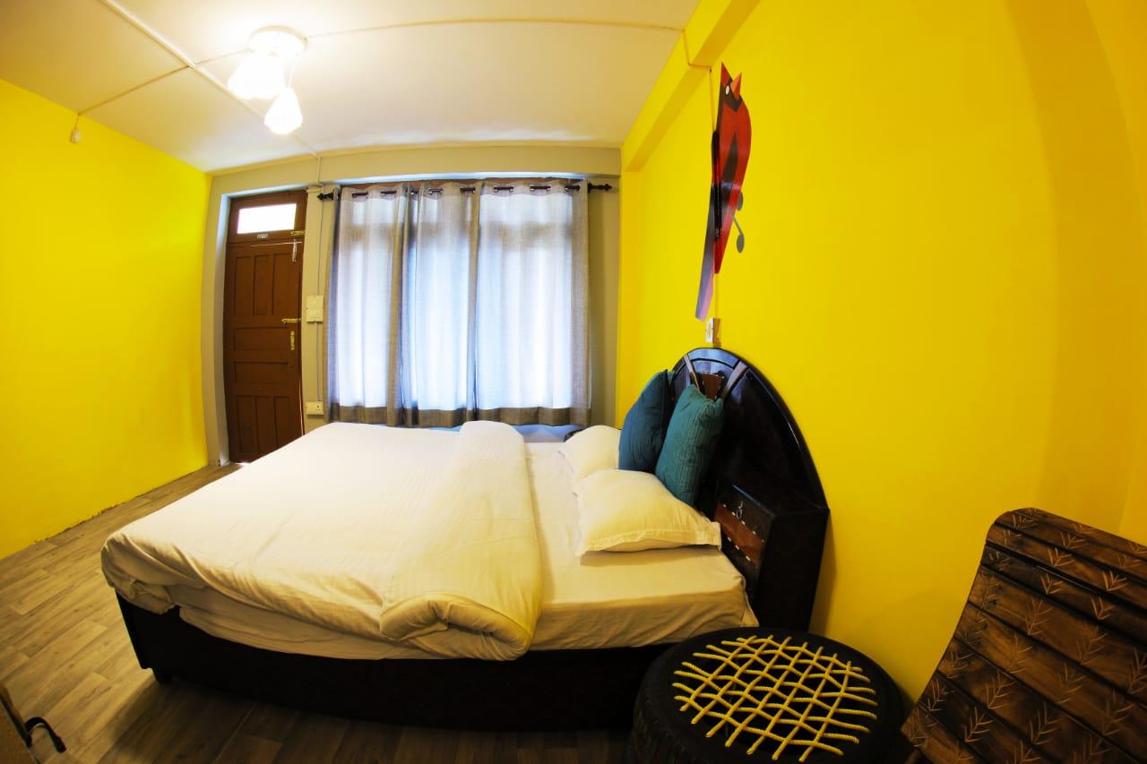 Whoopers Hostel Tosh – photo 2