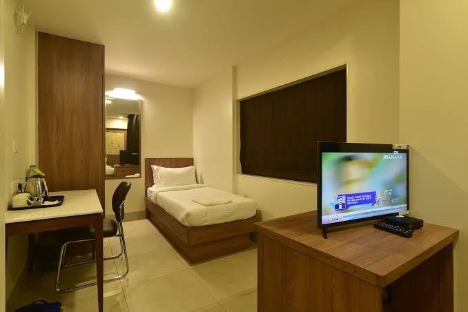 HOTEL PANCHAVATI EXPRESS – photo 4