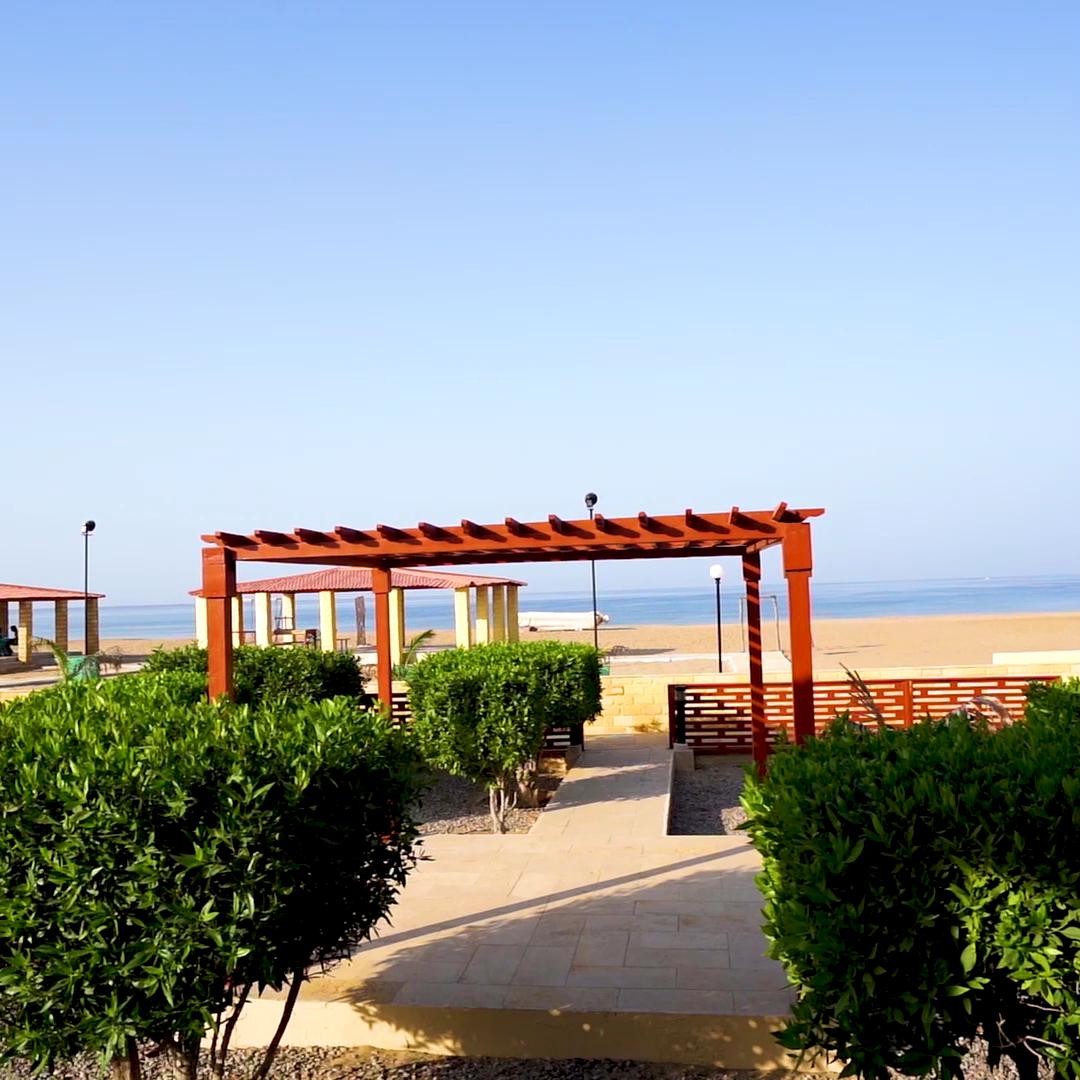 Sonmiani Beach – photo 2