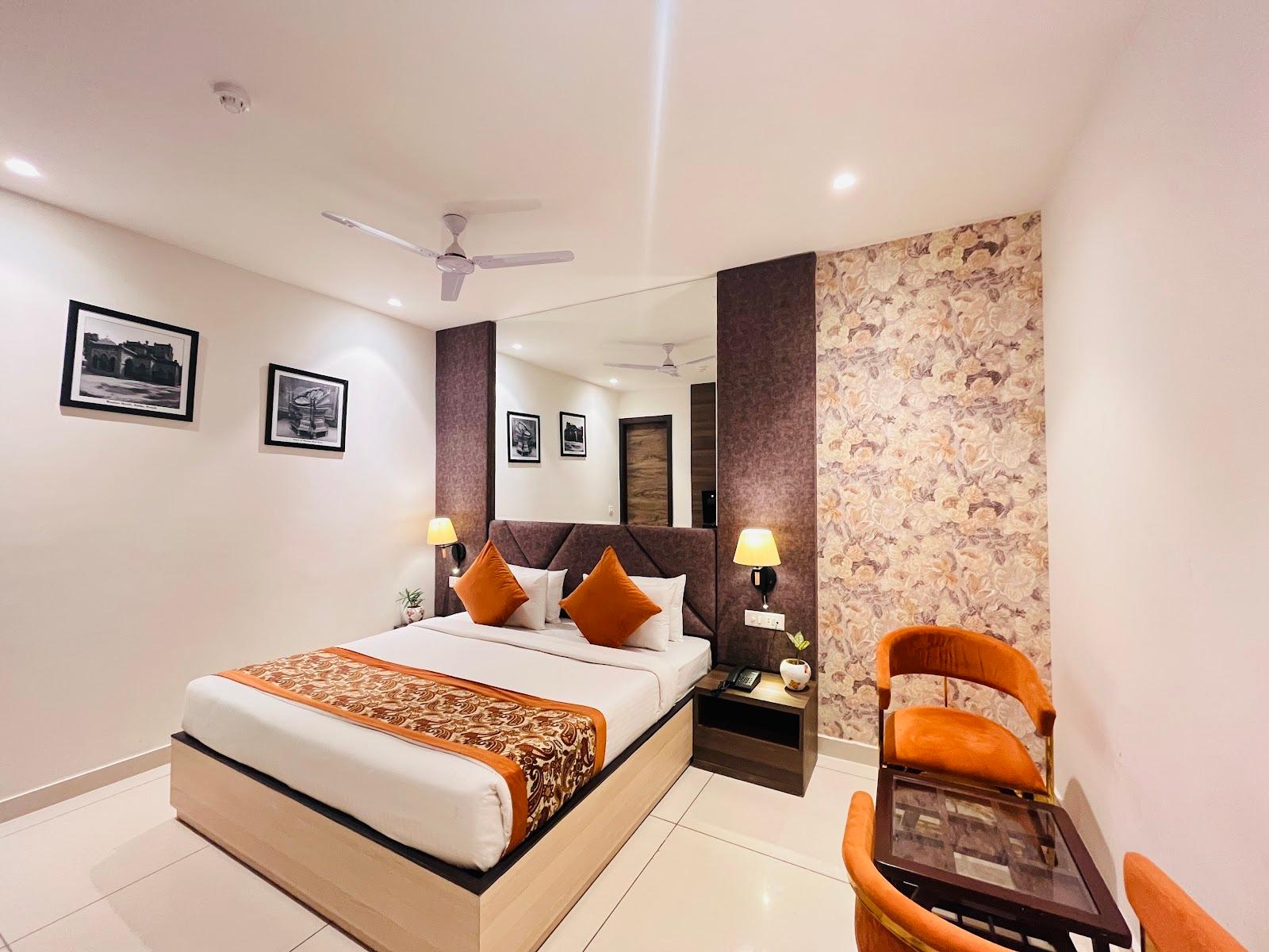 Hotel Aura IP Grand Karkardooma – photo 2