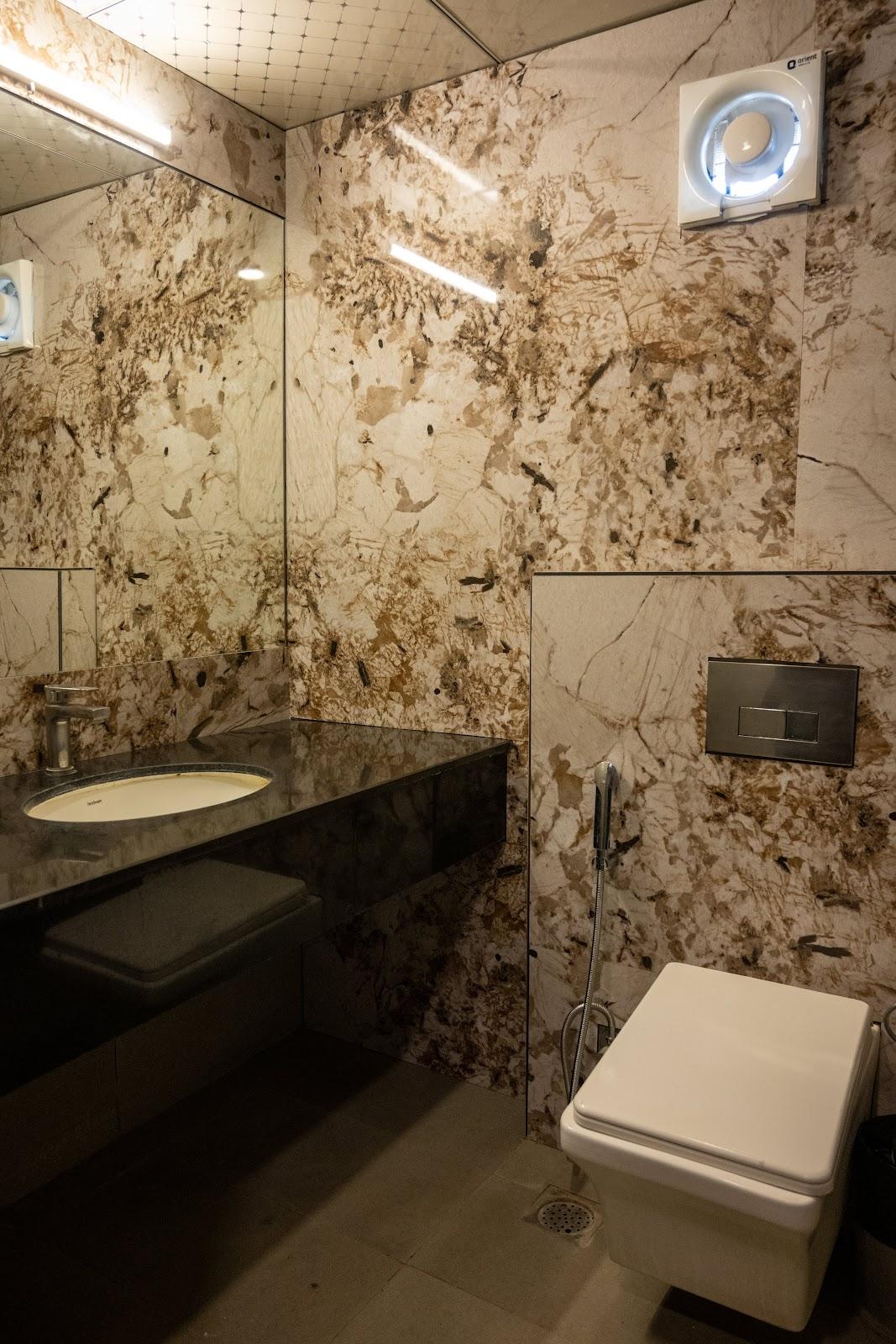 Hotel Asrani International – photo 4